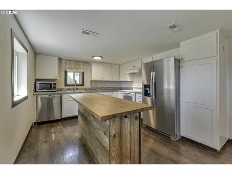 31775 NW Wascoe Street North Plains OR 97133