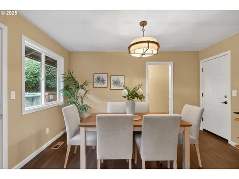 17928 Royal Court Lake Oswego OR 97035