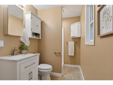 17928 Royal Court Lake Oswego OR 97035