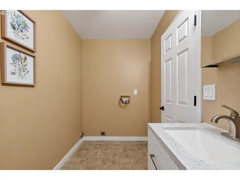 17928 Royal Court Lake Oswego OR 97035
