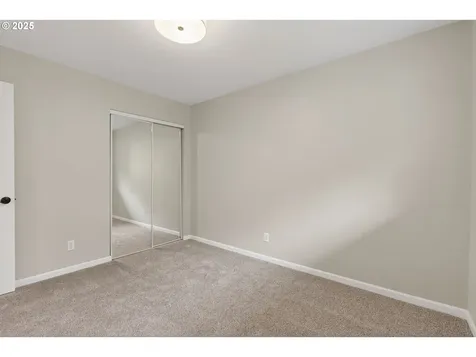 17928 Royal Court Lake Oswego OR 97035