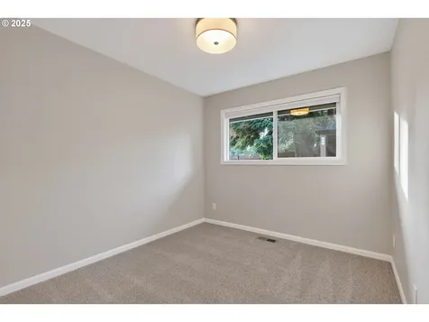 17928 Royal Court Lake Oswego OR 97035