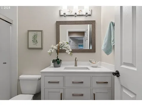 17928 Royal Court Lake Oswego OR 97035