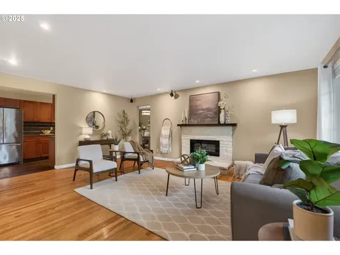 17928 Royal Court Lake Oswego OR 97035