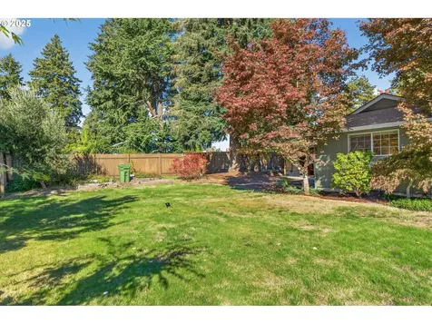 17928 Royal Court Lake Oswego OR 97035