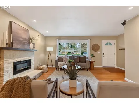 17928 Royal Court Lake Oswego OR 97035