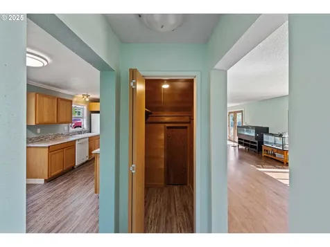 1346 Bayview Street North Bend OR 97459