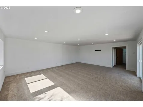1346 Bayview Street North Bend OR 97459