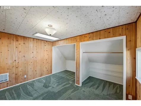 1346 Bayview Street North Bend OR 97459