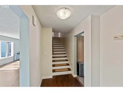 1346 Bayview Street North Bend OR 97459