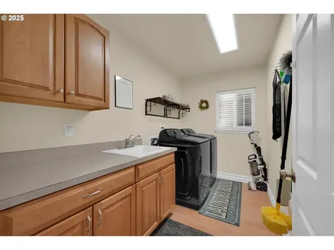 88370 Collard Lake Road Florence OR 97439