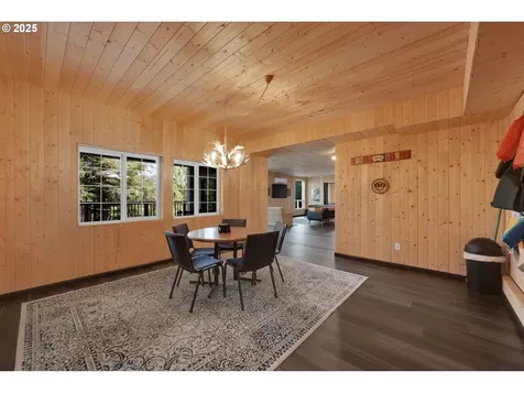 88370 Collard Lake Road Florence OR 97439