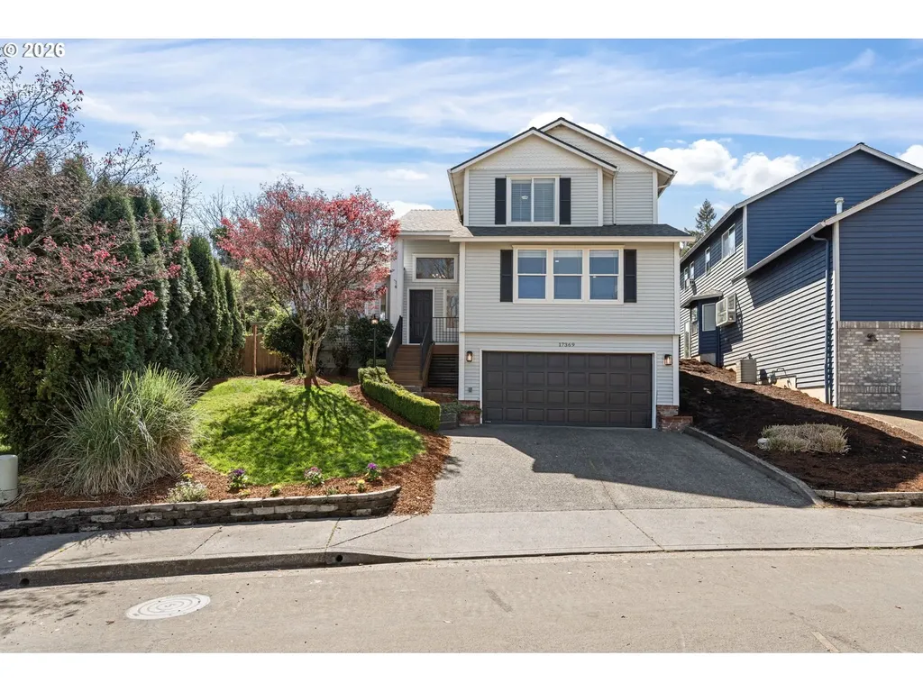 17369 Wake Robin Circle Oregon City OR 97045