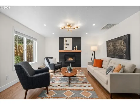 17369 Wake Robin Circle Oregon City OR 97045