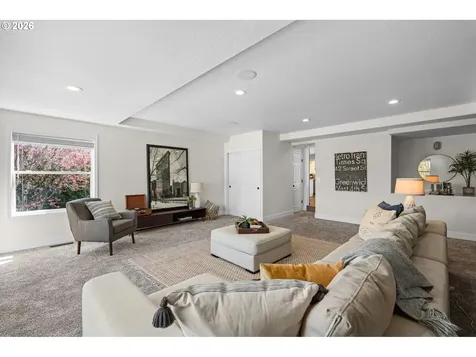 17369 Wake Robin Circle Oregon City OR 97045