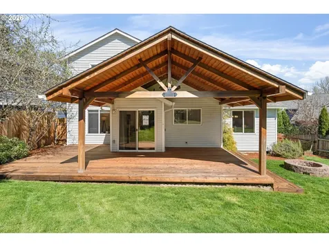17369 Wake Robin Circle Oregon City OR 97045