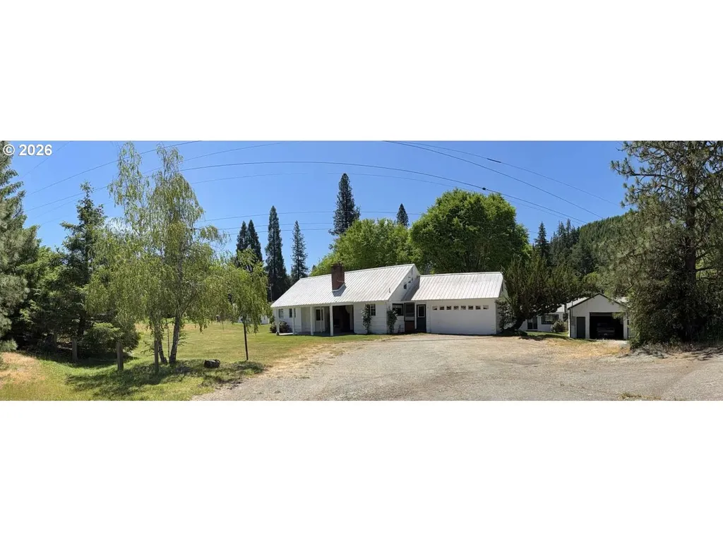 3070 Ranchero Road Glendale OR 97442