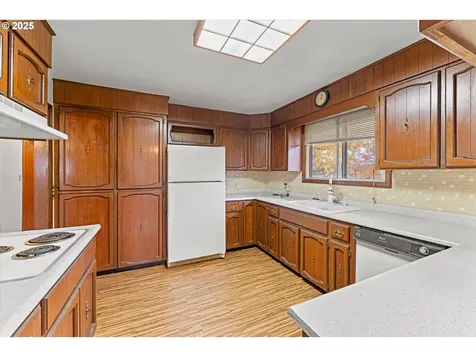 15690 S Carus Road Oregon City OR 97045