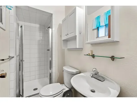 15690 S Carus Road Oregon City OR 97045