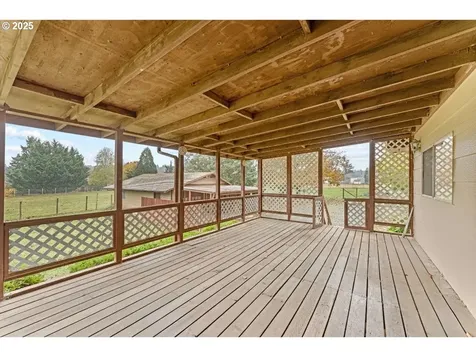 15690 S Carus Road Oregon City OR 97045