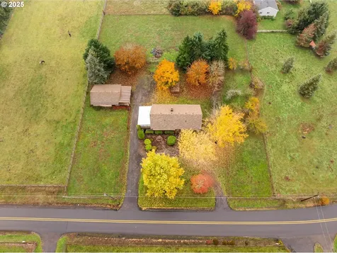 15690 S Carus Road Oregon City OR 97045