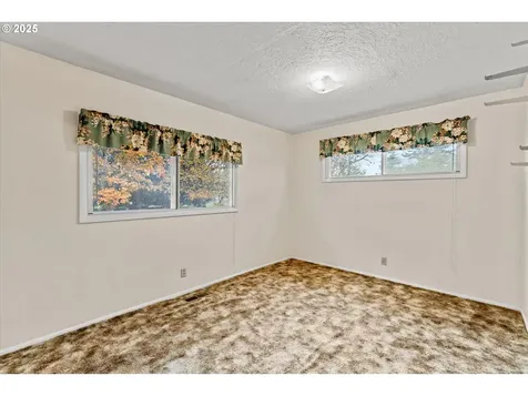 15690 S Carus Road Oregon City OR 97045