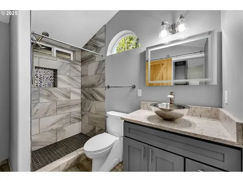 1400 NW 155th Circle Vancouver WA 98685
