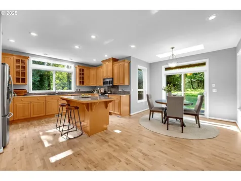 1400 NW 155th Circle Vancouver WA 98685