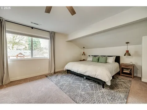 1648 N 9th Street Washougal WA 98671