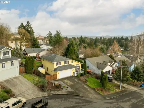 1648 N 9th Street Washougal WA 98671