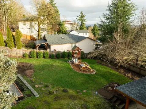 1648 N 9th Street Washougal WA 98671