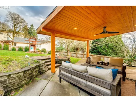1648 N 9th Street Washougal WA 98671