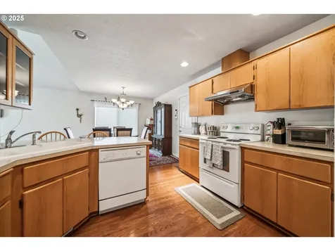 1730 SE 92nd Avenue Portland OR 97216