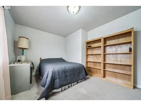 1730 SE 92nd Avenue Portland OR 97216