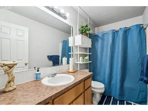 1730 SE 92nd Avenue Portland OR 97216