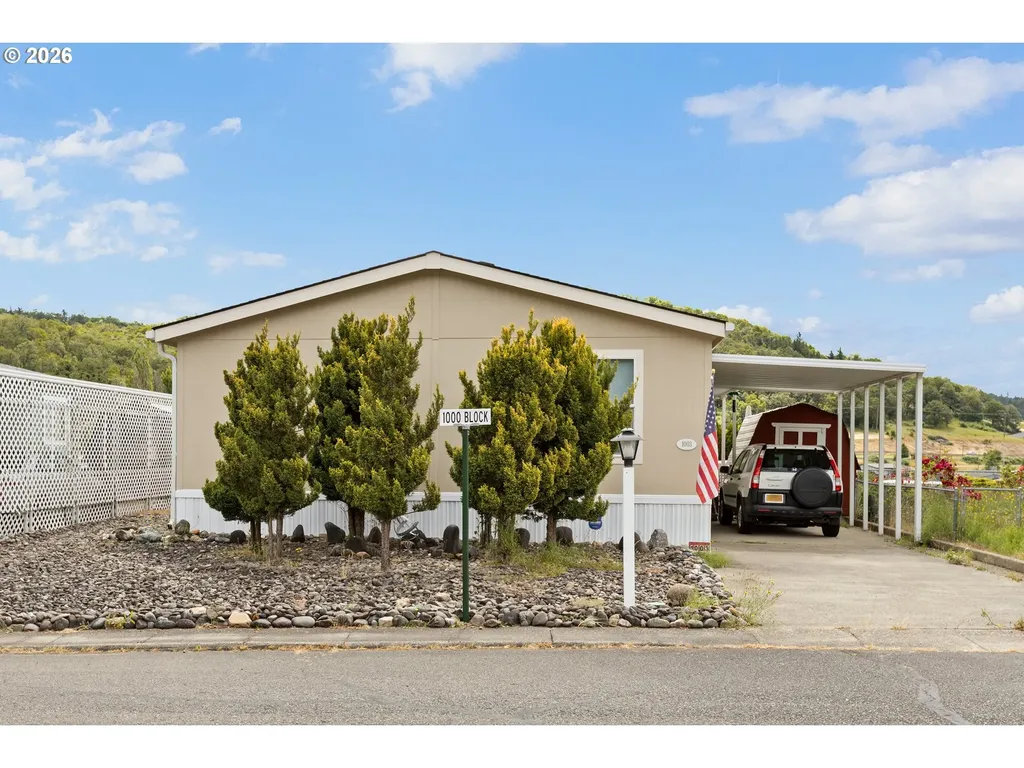 1003 Shadow Ranch Lane Roseburg OR 97470