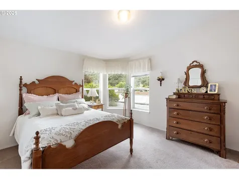 1003 Shadow Ranch Lane Roseburg OR 97470