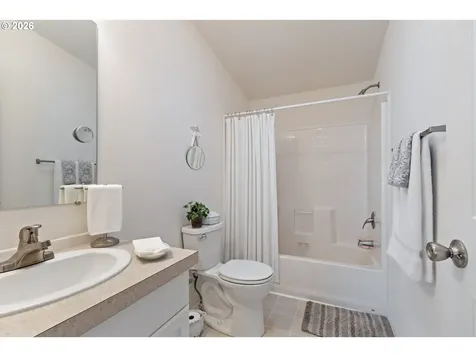 1003 Shadow Ranch Lane Roseburg OR 97470