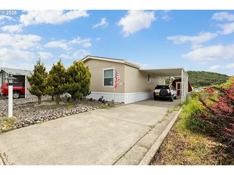 1003 Shadow Ranch Lane Roseburg OR 97470
