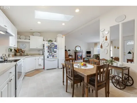 1003 Shadow Ranch Lane Roseburg OR 97470
