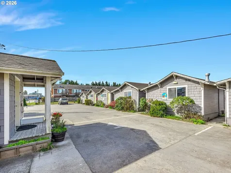105 Ocean Beach Boulevard Long Beach WA 98631