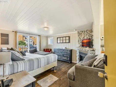 105 Ocean Beach Boulevard Long Beach WA 98631