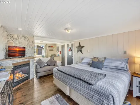 105 Ocean Beach Boulevard Long Beach WA 98631
