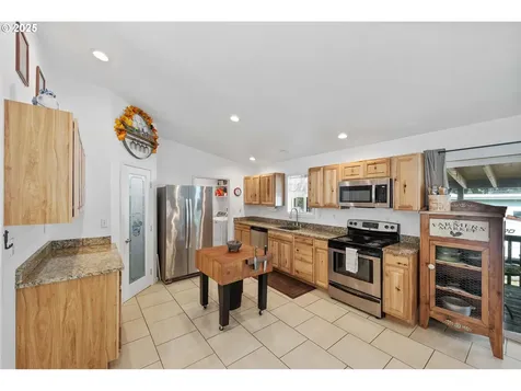42790 Myrtle Lane Port Orford OR 97465