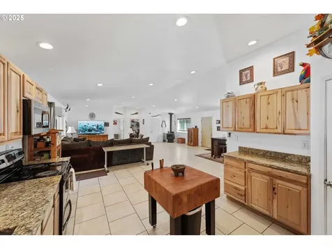 42790 Myrtle Lane Port Orford OR 97465