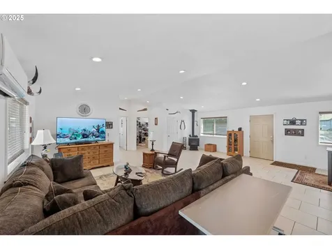 42790 Myrtle Lane Port Orford OR 97465