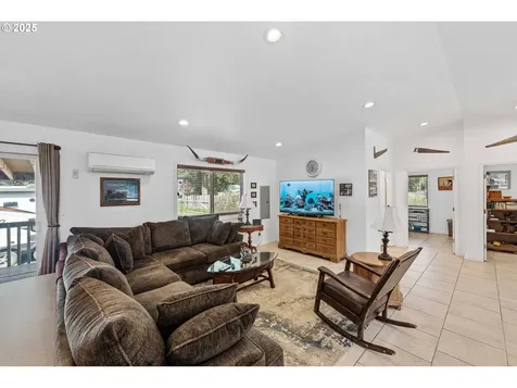 42790 Myrtle Lane Port Orford OR 97465