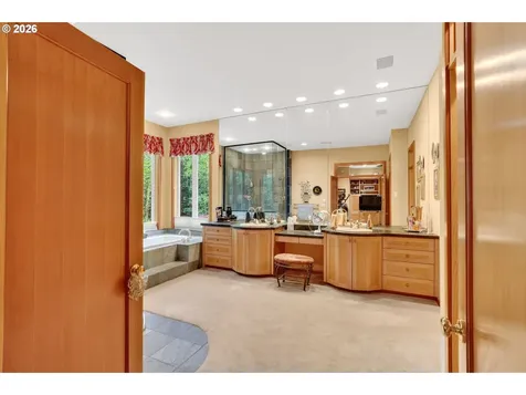 284 SE 41st Court Gresham OR 97080