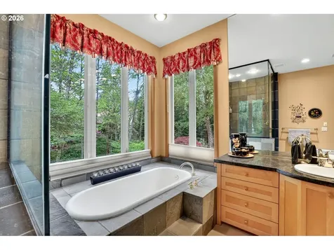 284 SE 41st Court Gresham OR 97080