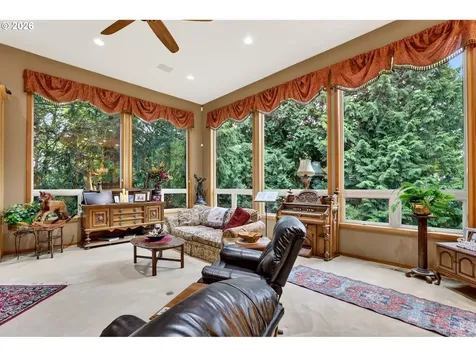 284 SE 41st Court Gresham OR 97080